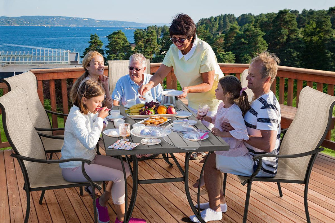 The top 10 must-know tips for buying an outdoor patio dining set